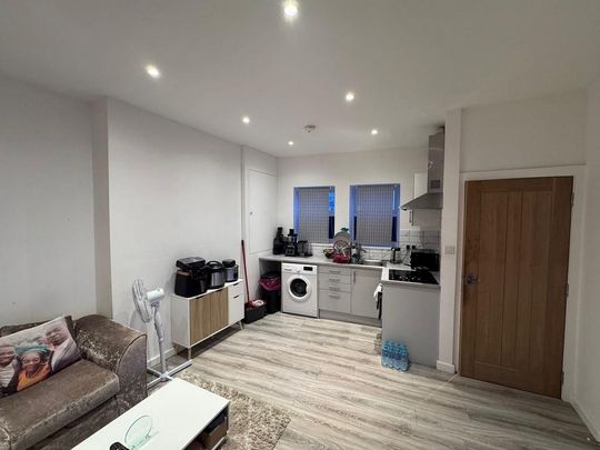 1 bedroom flat to rent - Photo 1