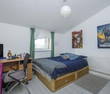 3 bedroom townhouse to rent - Photo 3