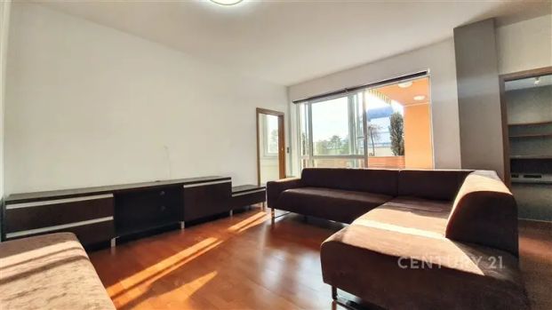 Pronájem nadstandartního bytu 3+kk s šatnou a 30 m - Photo 1