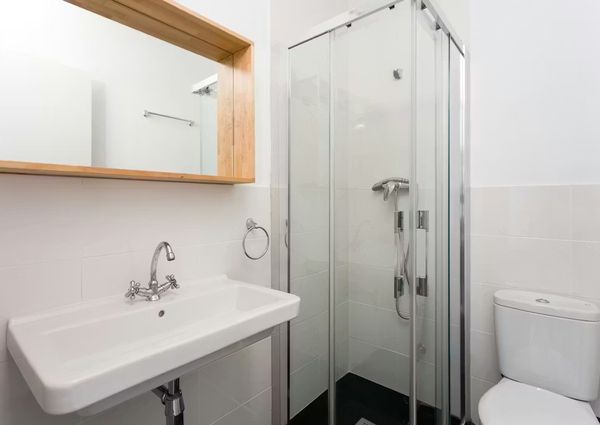 Carrer dAlí bei, Barcelona, Catalonia 08013