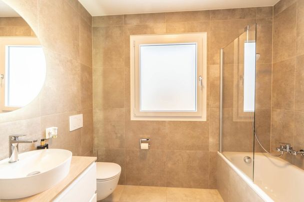 5.5 Zimmer, 1. Stock - Photo 1