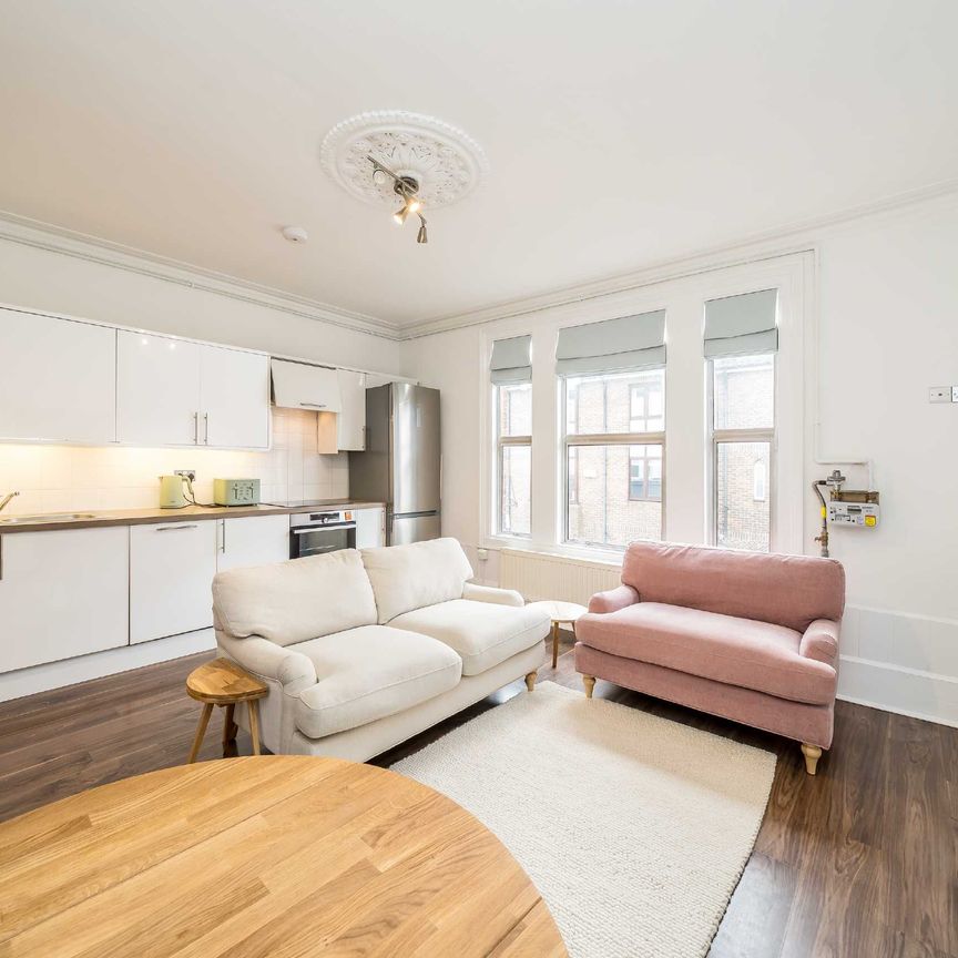 Dawes Road, SW6, London - Photo 1