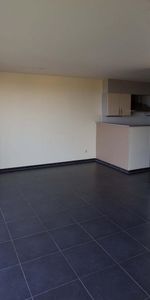 - AALTER - Appartement met 2 slpk, terras en staanplaats - Photo 3