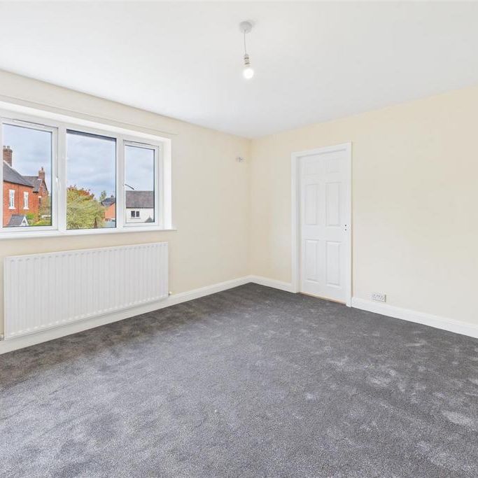5 bedroom detached house to rent - Photo 1