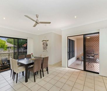 Quiet lifestyle in a central Kirwan pocket - Photo 3