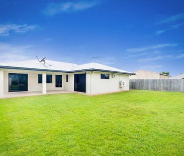 5 Mulcahy Crescent, Eimeo - Photo 2