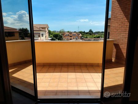 Appartamento bilocale con terrazzo abitabile - Photo 5
