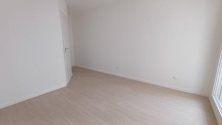 location Appartement T2 DE 43.42m² À SAVIGNY LE TEMPLE - Photo 2