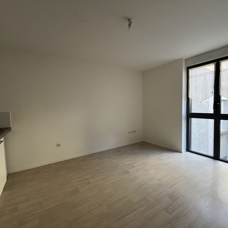 Location Appartement 1 pièce 22m² AMIENS 80000 - Photo 1