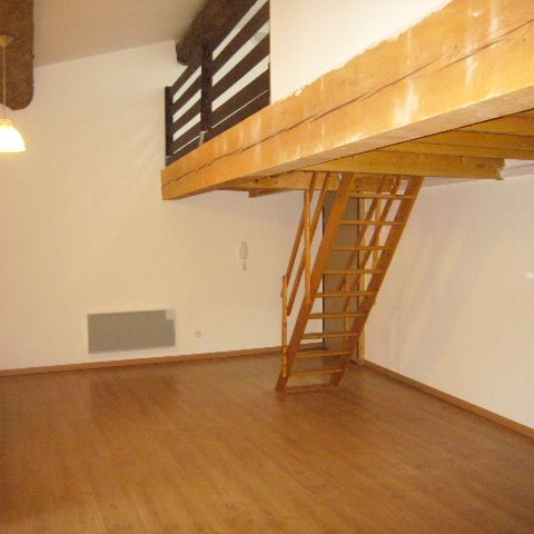 A Louer - Appartement T3 mezzanine - Photo 1