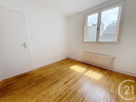 Location Appartement 2 pièces 38m² CLERMONT FERRAND 63000 - Photo 2