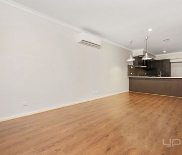 Good Location! - Photo 6