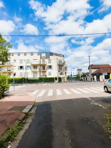 Apartment - Photo 2