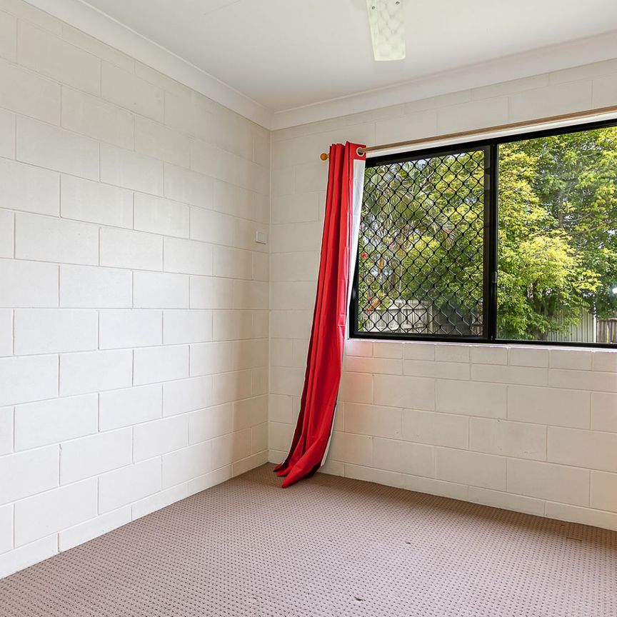 11 Saxby Crescent, Mount Louisa - Photo 1