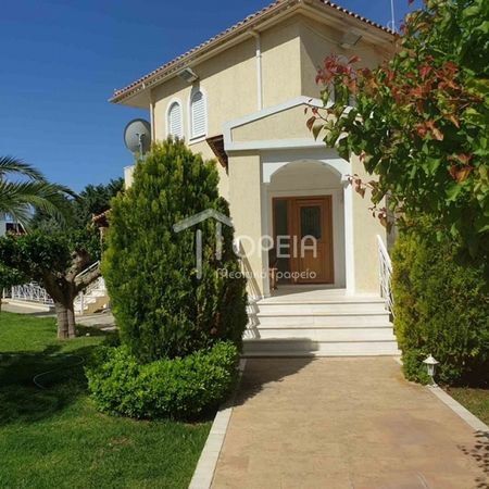 Βίλλα 350 τ.μ. προς ενοικίαση - Photo 2