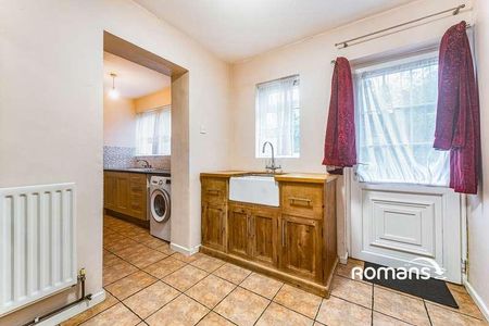 Silverdale Road, Earley, Reading, Berkshire, RG6 - Photo 5