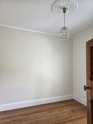 Absolute Stunner! - Photo 1