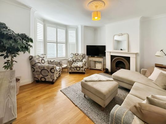 4 bedroom house to rent - Photo 1