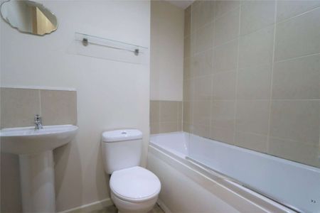 Fully Furnished One Double Bedroom Apartment with parking in Metropolitan House, Trafford. - Photo 5