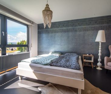 MAISON DE 5 PIÈCES À DIETLIKON (ZH), MEUBLÉE, TEMPORAIRE - Photo 2