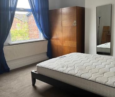 3 bedroom terraced house to rent - Photo 3