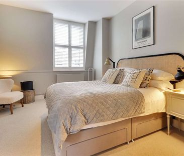 Spacious two bedroom apartment in central Tunbridge Wells with unde... - Photo 4