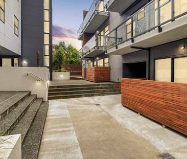 Welcome to apartment 204 in Detroit Apartments - Photo 4