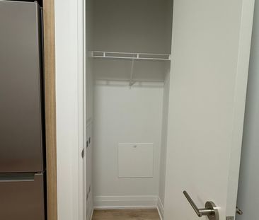 For Lease - 3250 Carding Mill Trail Unit# 101, Oakville, Ontario - Photo 3