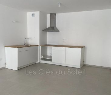 Location appartement 3 pièces 69 m² Brignoles - Photo 1