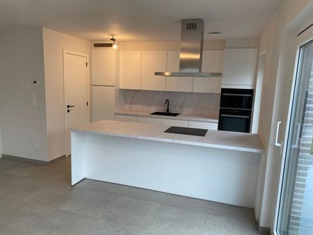 NIEUWBOUW 4-gevel woning, ideaal gelegen in een rustige straat. - Photo 5