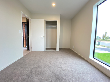 89 Faringdon Boulevard, Rolleston - Photo 2