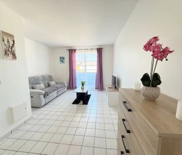 Location Appartement 2 pièces 46 m2 à Combs-la-Ville - Photo 2
