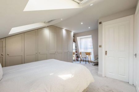 4 bedroom terraced house to rent - Photo 3