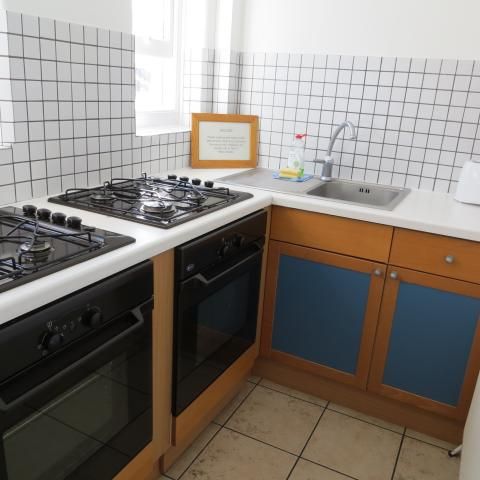 Flat 402 Fulham Palace Road, Fulham W6 9HH - Photo 1