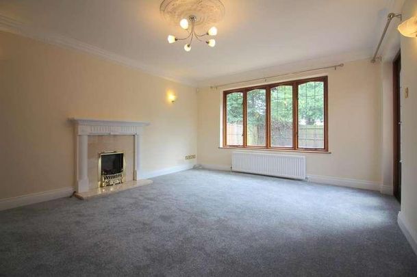 Harwell Close, Ruislip, HA4 - Photo 1