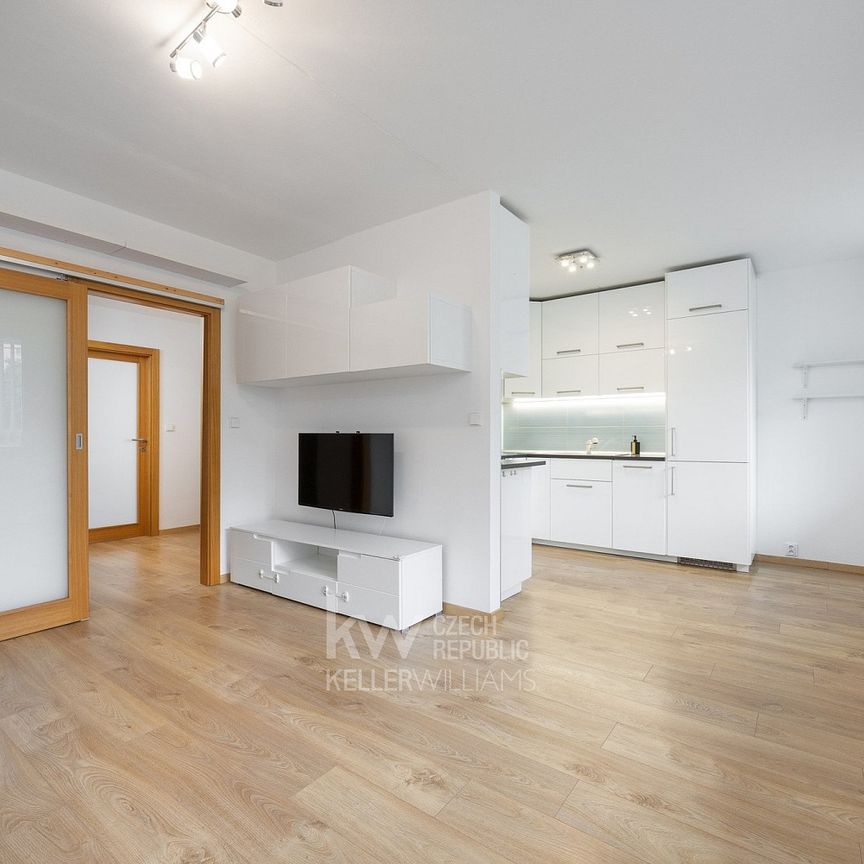 Pronájem bytu 3+kk 55 m² - Fotografie 1