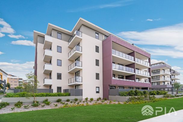 The Ultimate Countryside Living in Kellyville – Stunning Level 3 Apartment - Photo 1