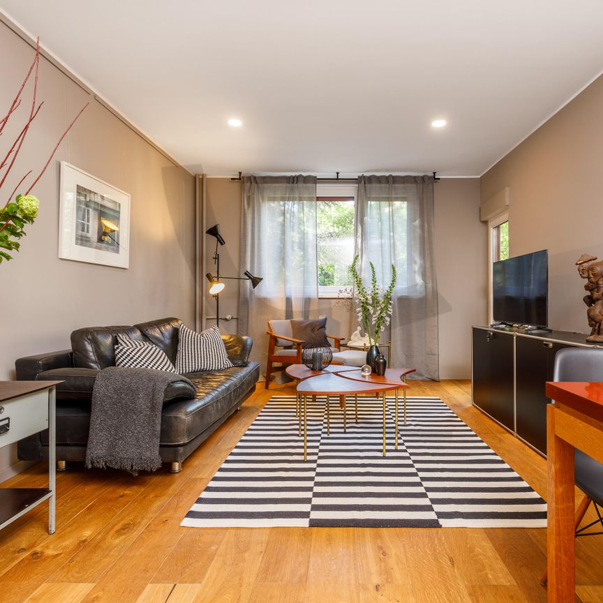 Nice Vintage Living - Photo 1