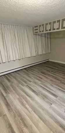 Large Studio for rent - Photo 1