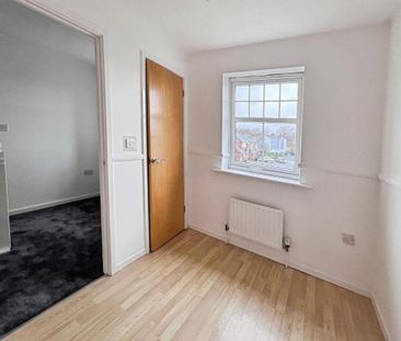 2 bedroom terraced house to rent - Photo 3