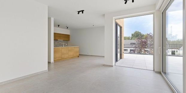 Appartement te huur in Kortrijk voor € 1.250 met 3 slaapkamers - Foto 1