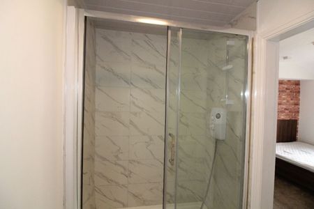 Fishergate Hill Top Floor Flat 6, PRESTON, Lancashire PR1 8JD - Photo 3