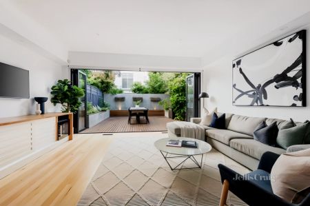 3 Bed, 2 Bath - Photo 3