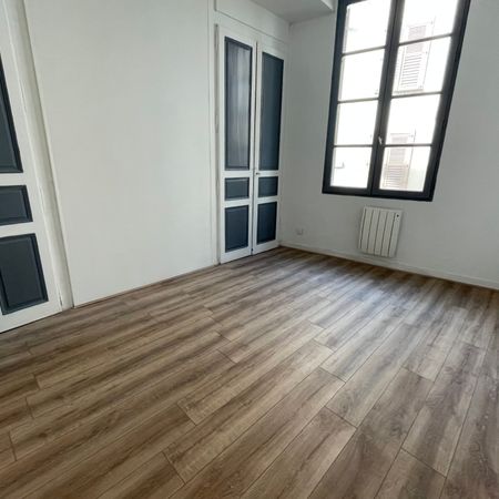 Location Appartement T2 – HYPER CENTRE – Limoges – Begip - Photo 3