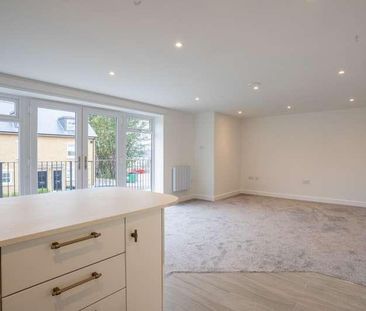 Milton Mount, Old Road East, Gravesend, Kent, DA12 - Photo 1