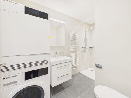 Bright 3.5-room attic apartment in Huttwil – Freshly renovated! - Photo 5