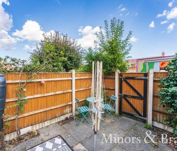 2 bedroom terraced house to rent - Photo 2