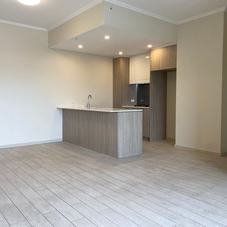 Modern two bedroom unit on 9th floor - Photo 4