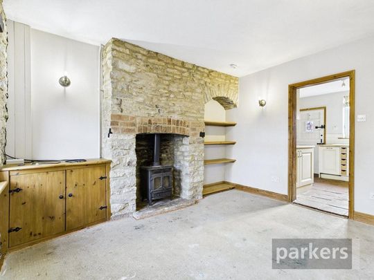 2 bedroom end of terrace house to rent - Photo 1