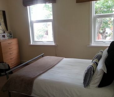 4 Bedroom Terraced To Rent in Nottingham - Photo 4